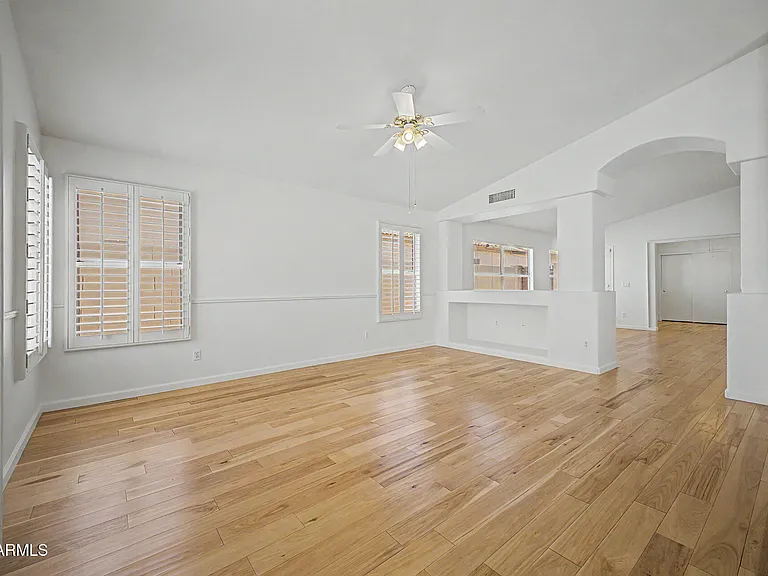 4626 E Charleston Ave — Photo 7
