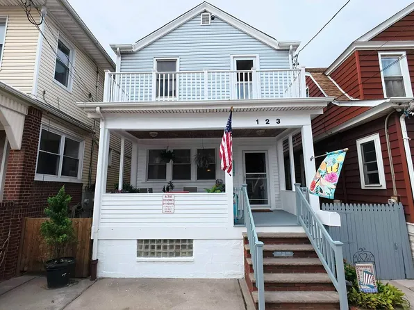 123 Beach 92nd St, Far Rockaway, NY 11693