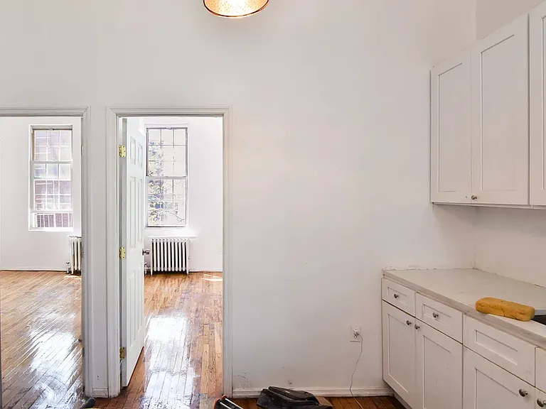 429 Humboldt St #3 — Photo 2