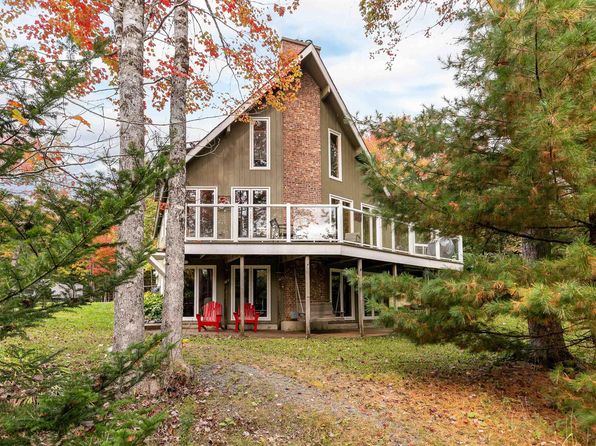 36 West Ave, Beaver Bank, NS B4G 1E4