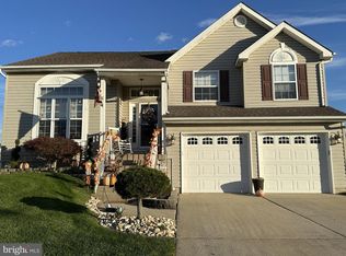 4 Sylvan Ct, Laurel Springs, NJ 08021