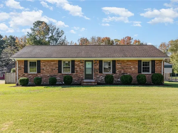 1900 Torredge Rd, Durham, NC 27712