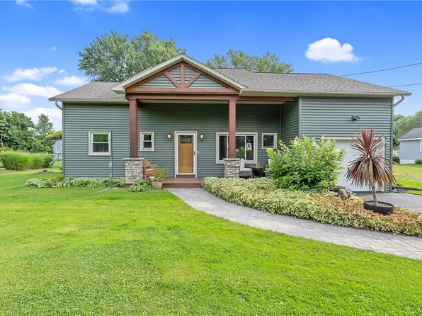 3894 Howlett Hill Rd, Syracuse, NY 13215