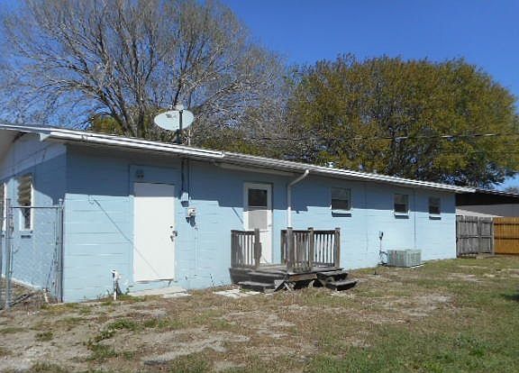 2nd image of 3005 Nicholson St