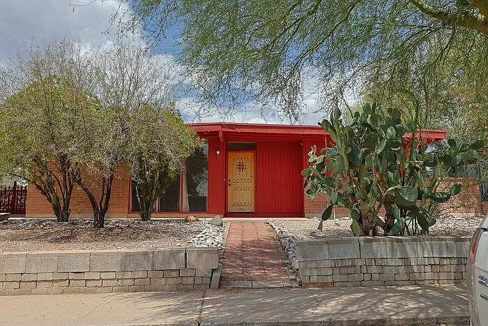 3 bed, 2.0 bath, 1589 sqft, $1,850 — Photo 3