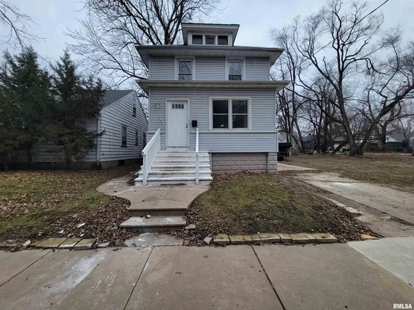 411 E Thrush Ave, Peoria, IL 61603