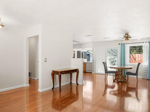 5th image of 1158 Verdin Court