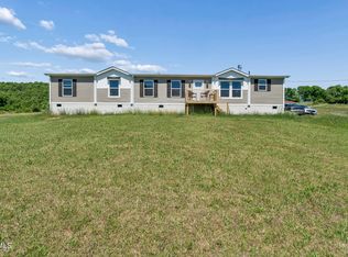 105 Wedding Ln, Chuckey, TN 37641