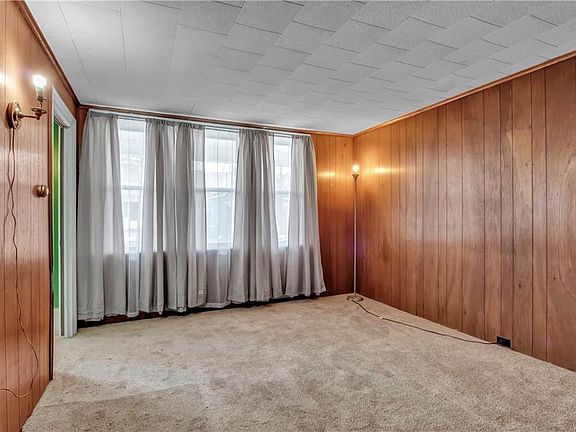 5th image of 309 Dearborn St