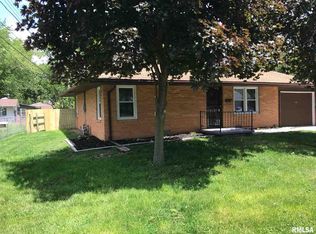 111 W Cordelia St, Southern View, IL 62703