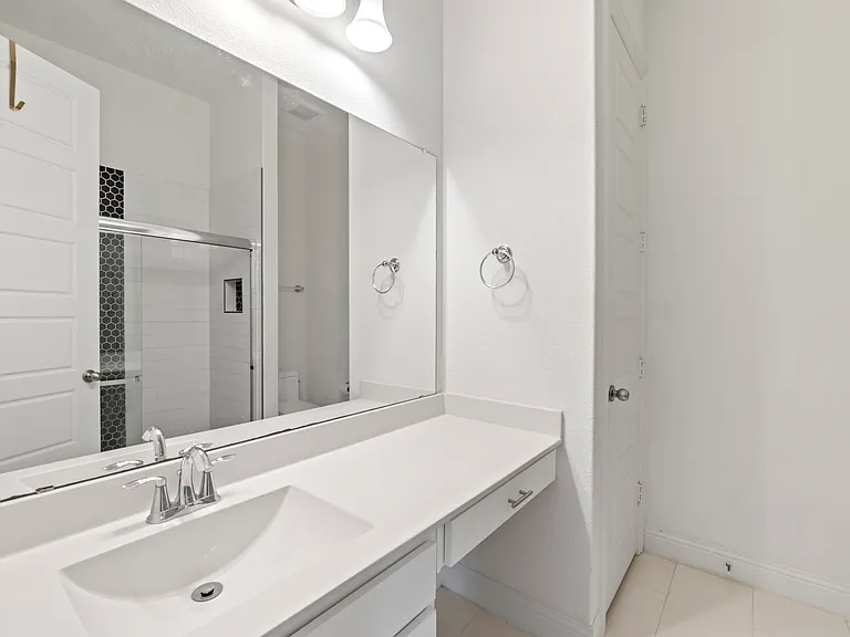 2614 High Bluff Dr — Photo 26