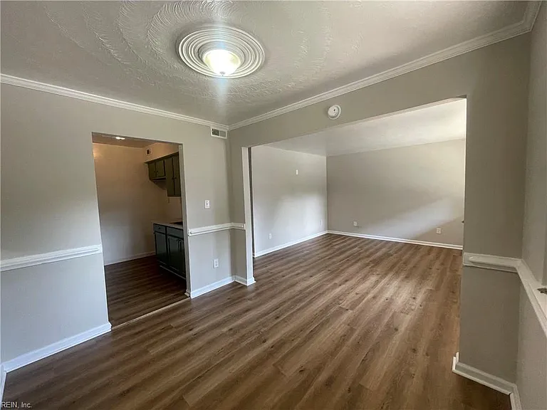 719 Marvin Ave #105 — Photo 5