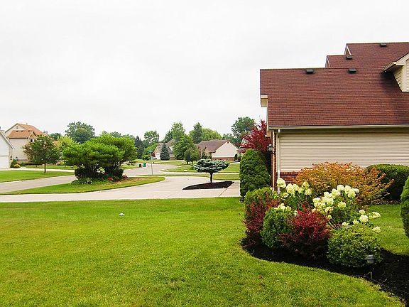 4th image of 24209 Susan Dr