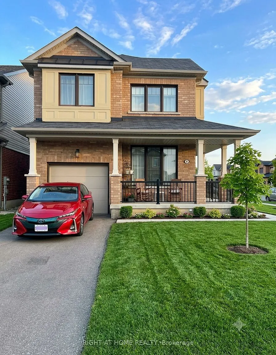 4 bed, $3,095 — Photo 1