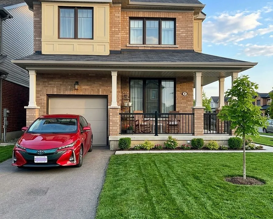 4 Cactus Cres
