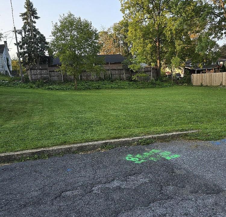 2nd image of Dighton St