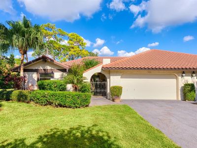 5450 Golf Pointe Dr, Sarasota, FL, 34243