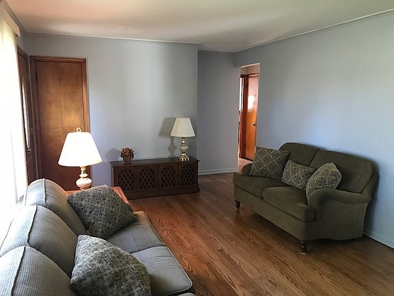 3rd image of 10112 S Keeler Ave