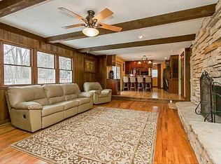 1625 Chestnut Ln NE, Cedar Rapids, IA 52402