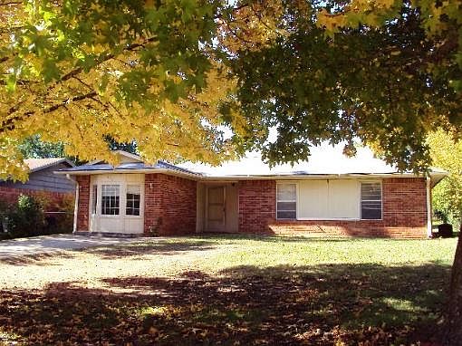1st image of 439 Amanda Lyn Ln