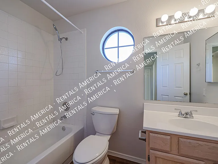 1902 N Barkley #7 — Photo 23