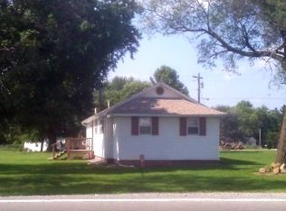 1206 W Randolph St, Mc Leansboro, IL 62859
