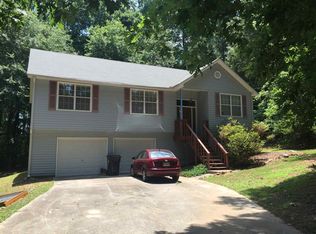 348 Chateauguay Dr, Ellenwood, GA 30294