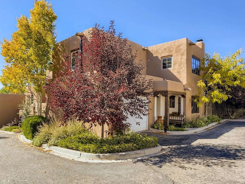 1st image of 211 Rosario Blvd APT 13