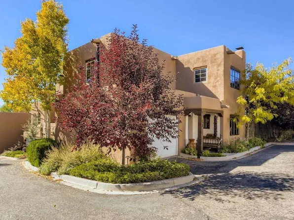 211 Rosario Blvd APT 13, Santa Fe, NM 87501
