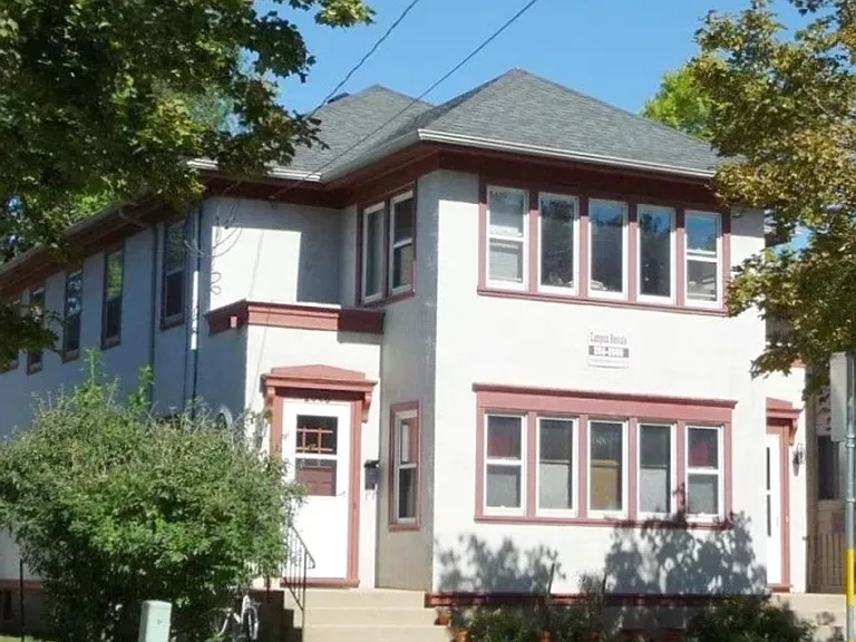2004-2006 University Ave — Photo 1