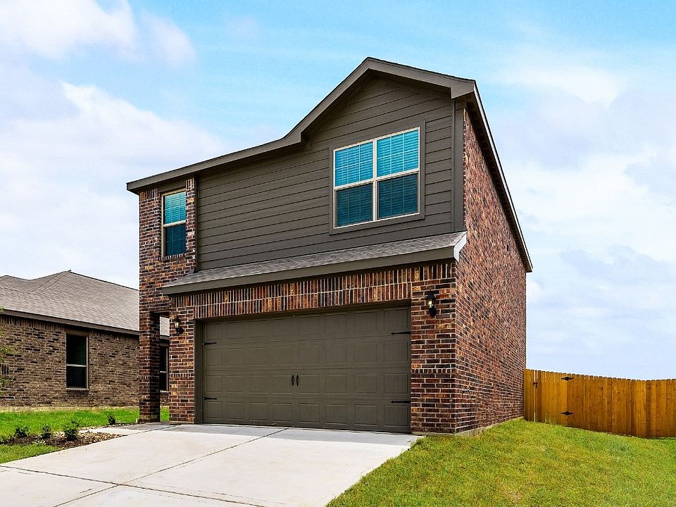 1st image of 322 Donna Dr