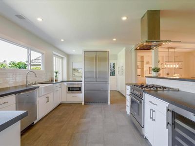 31 Belford Way, San Mateo, CA, 94402