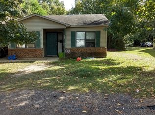 415 Margaret St, Hope, AR 71801
