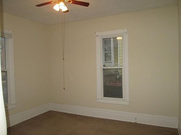 3rd image of 2307 Sylvanie St