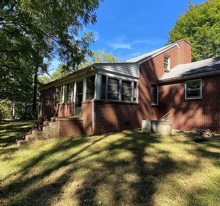 101 Poor House Ln, Drakes Branch, VA 23937 | Zillow