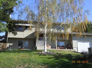 632 Buena Vista Ave, Sunnyside, WA