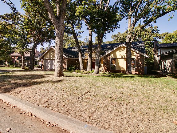 4th image of 8017 NW 20th St