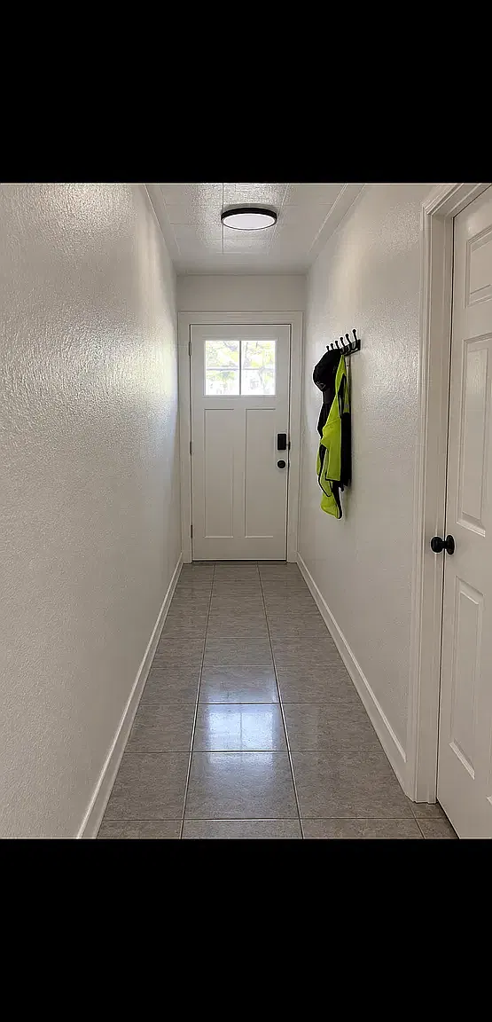 3 bed, 1080 sqft, $1,295 — Photo 4