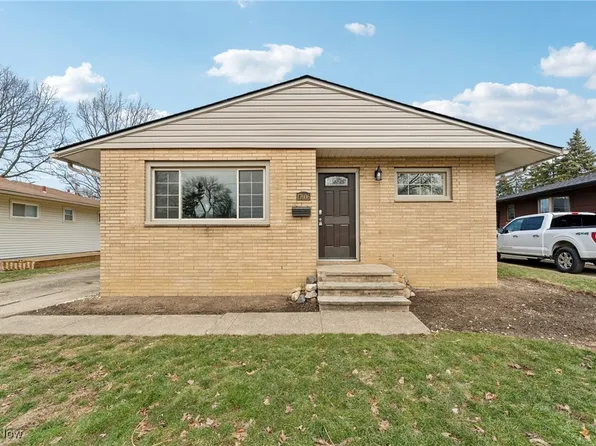 17606 Chatfield Ave, Cleveland, OH 44111