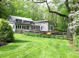 2404 Geist Rd, Glyndon, MD 21136