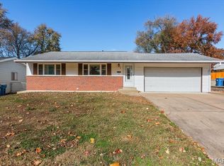 11061 Galaxy Dr, Maryland Heights, MO 63043
