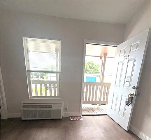 705 Central Ave #203 — Photo 7
