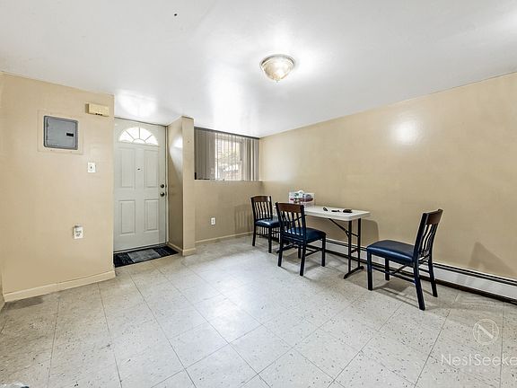 3rd image of 2382 37th St
