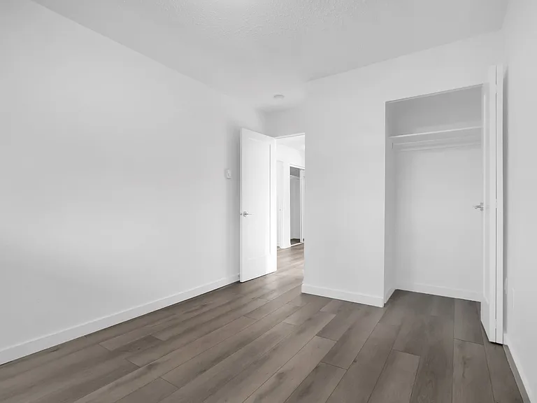 1010 McKenzie Ave #203 — Photo 19