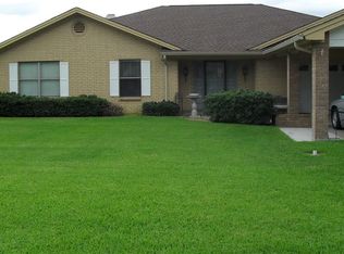 702 Tahiti Dr, Granbury, TX 76048