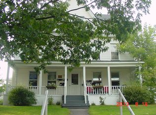 79 Union St APT 5, Littleton, NH 03561