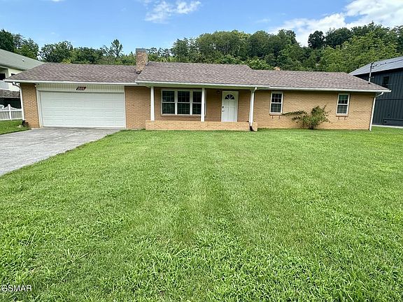 3rd image of 2669 High Valley Dr