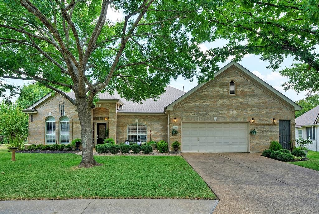 10809 Olympia Fields Loop