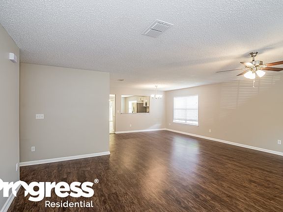 3rd image of 13434 E Ashford Wood Ct