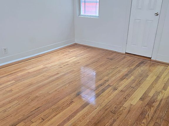 2nd image of 1432 Taylor Ave Floor 1